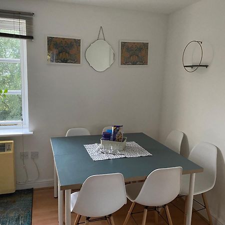 Canal-Flat Near Stratford International Station Apartment London Ngoại thất bức ảnh
